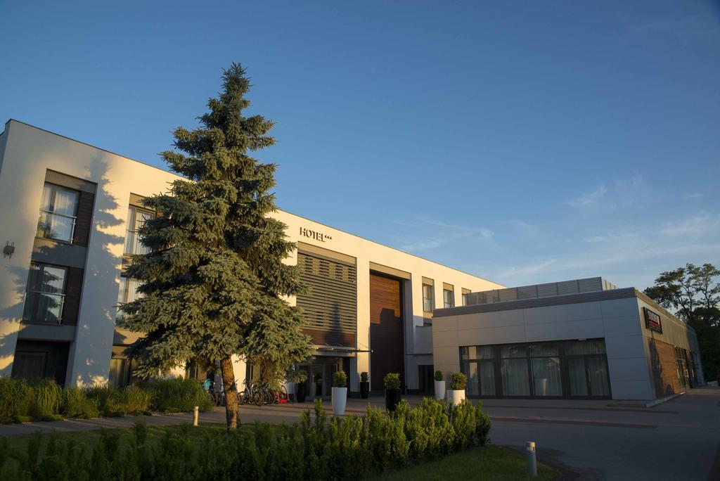 Hotel Sulkowski Conference Resort Boguszyn  Exterior foto